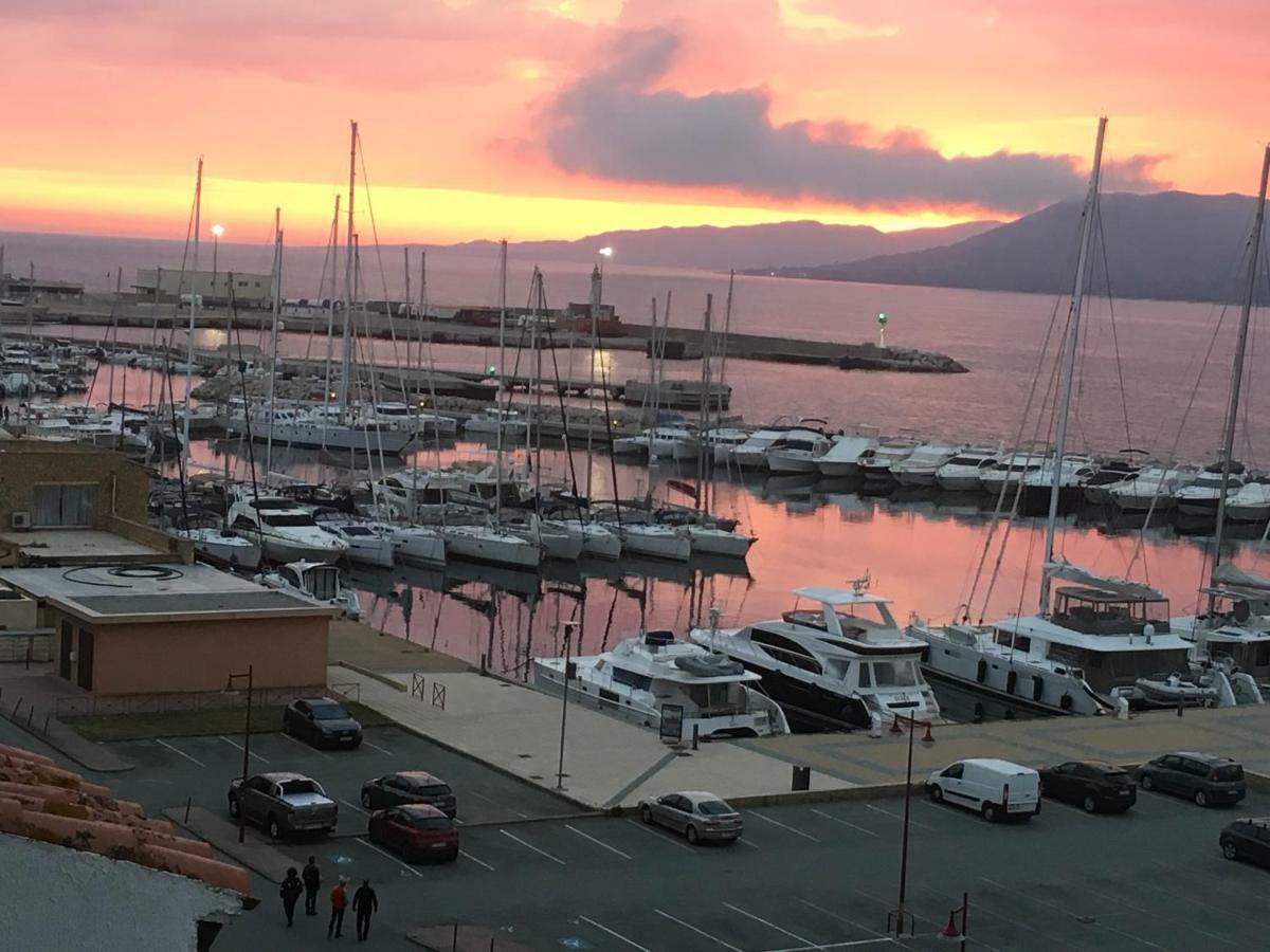 Grand Appartement Style Loft Bord De Mer Propriano  Bagian luar foto